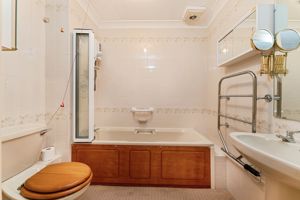 BATHROOM- click for photo gallery